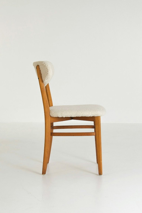 Image 1 of Een set van 4 eetkamerstoelen uit de 'Triva'-serie