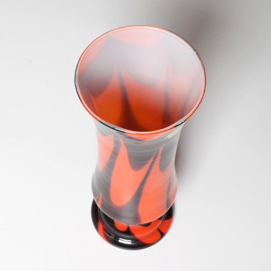 Image 1 of Zeldzame vintage vaas van Murano-glas in twee kleuren (oranje en bruin) uit het midden van de 20e eeuw / Italië / jaren 70