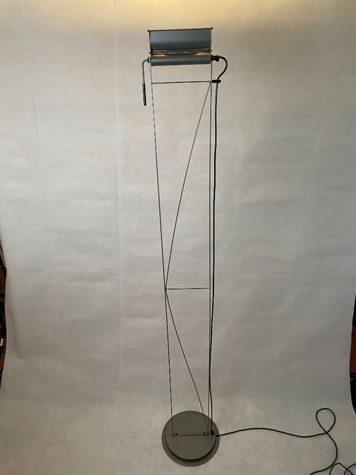 Lumina Opus vloerlamp – Minimalistisch Italiaans design van Walter Monici