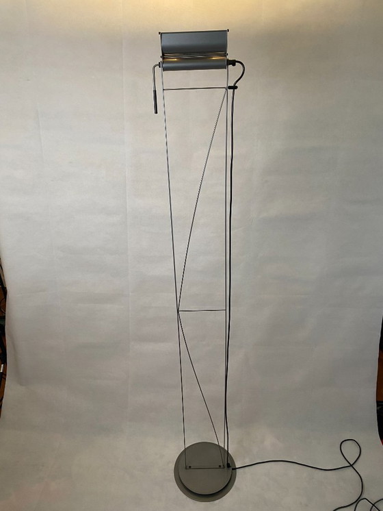 Image 1 of Lampada da terra Lumina Opus – Design italiano minimalista di Walter Monici