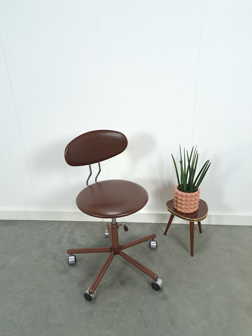 Sedia girevole da ufficio Kovona di Brown Design