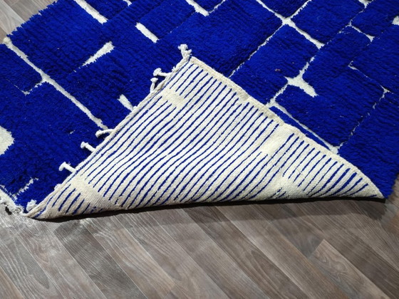 Image 1 of Handgemaakt blauw gedecoreerd vloerkleed 200 cm x 300 cm