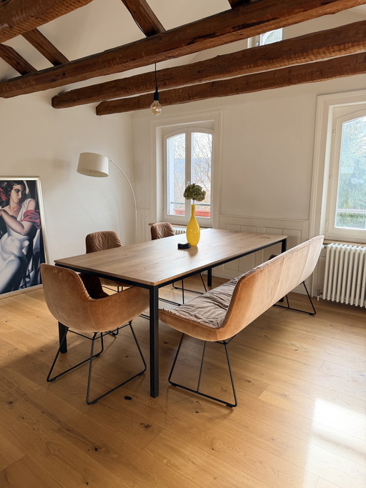 Conjunto FREIFRAU Leya: 3 Sillones + Banco Alto en Kvadrat Harald 3 (Raf Simons)