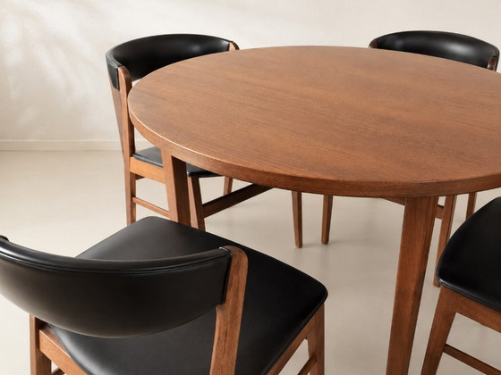 Image 1 of 4 Deense teakhouten stoelen met bijpassende uitschuifbare tafel / jaren 60 / van Sax