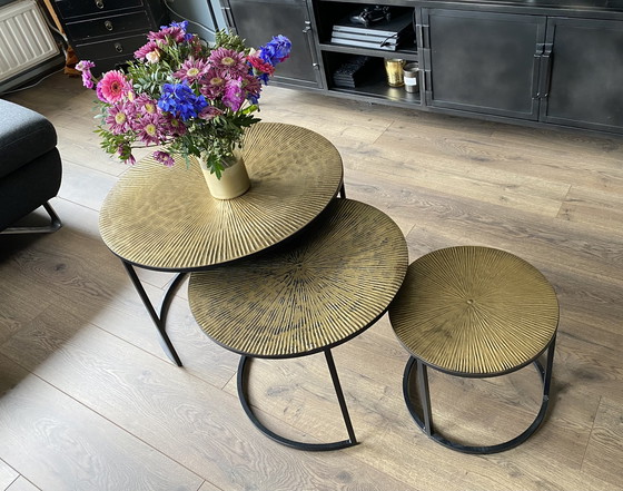 Image 1 of 3 tables basses/tables d'appoint dorées