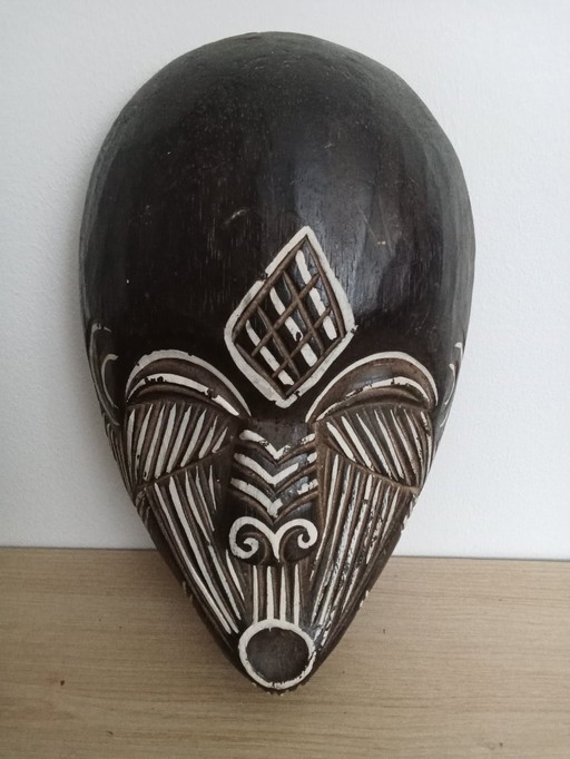 Masque à paupières Bijzonder Wit Geschilderd Inheems