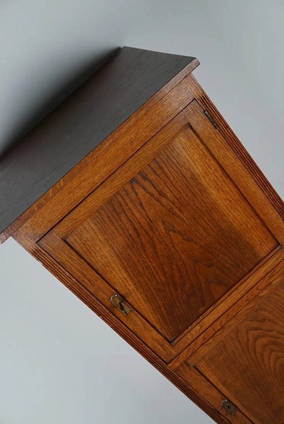 Image 1 of Antiker niederländischer Spind/Aktenschrank aus Eiche, 1920er/30er Jahre