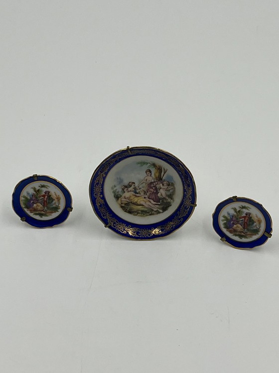 Trio of Singer Limoges Porcelain Mini Plates, Decorative Objects, Ceramic, Metal, Blue, Vintage (photo 9 of 13)