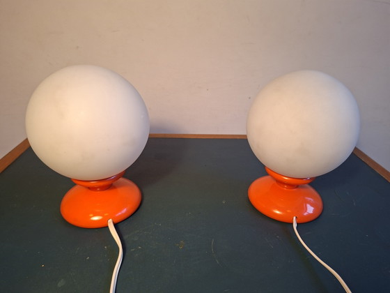 Due lampade da tavolo in stile space age – Plastic, Glass (photo 4 of 13)