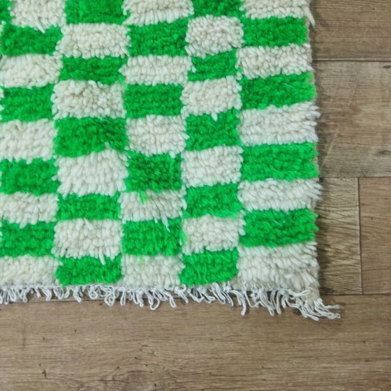 Image 1 of Grüner, karierter Berberteppich | Marokkanischer Wollteppich | 260 × 144 cm