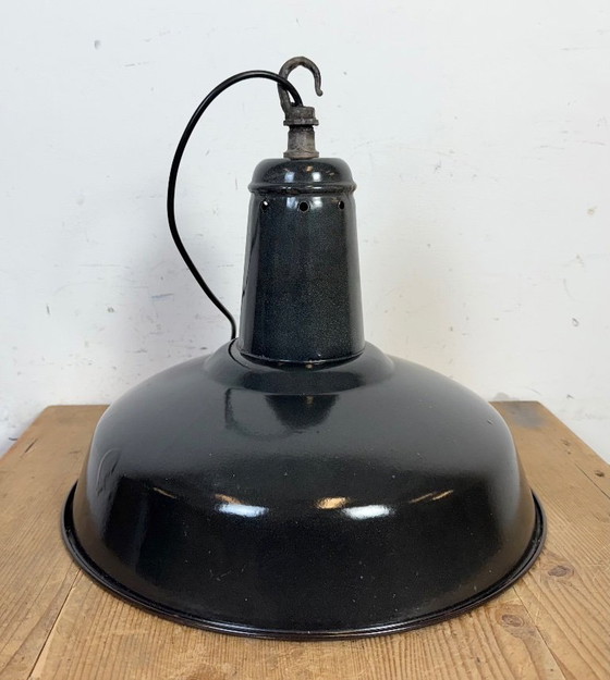 Image 1 of Industriële Franse donkergrijze geëmailleerde fabriekshanglamp, jaren 60