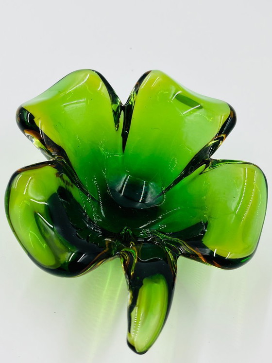 Image 1 of Coupe biomorphique en verre de Murano attribuée à Flavio Poli