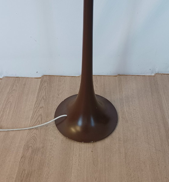 Lampadaire Sixties avec pied trompette – Métal, Textile (photo 2 of 9)