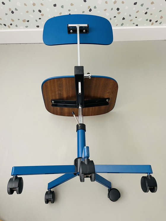 Image 1 of Bureaustoel Kevi 2533 blauw - ontwerp Jørgen Rasmussen