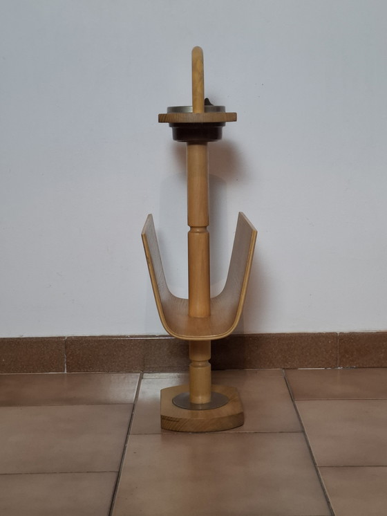 Image 1 of Houten asbak uit de jaren 80 met tijdschriftenrek.