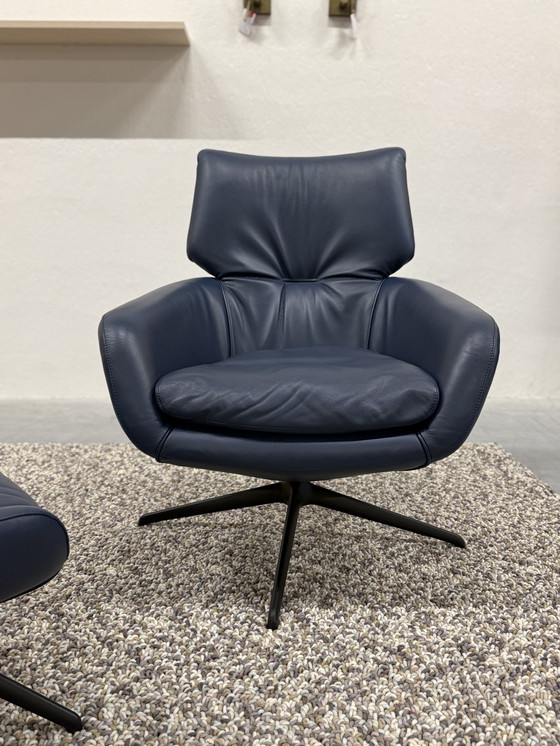 Image 1 of Poltrona Leolux Lloyd con sgabello Raffino Dragonfly