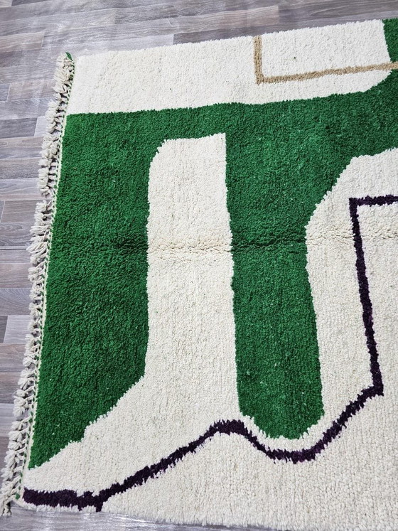 Image 1 of Alfombra hecha a mano de pura lana verde de 150/250 cm.