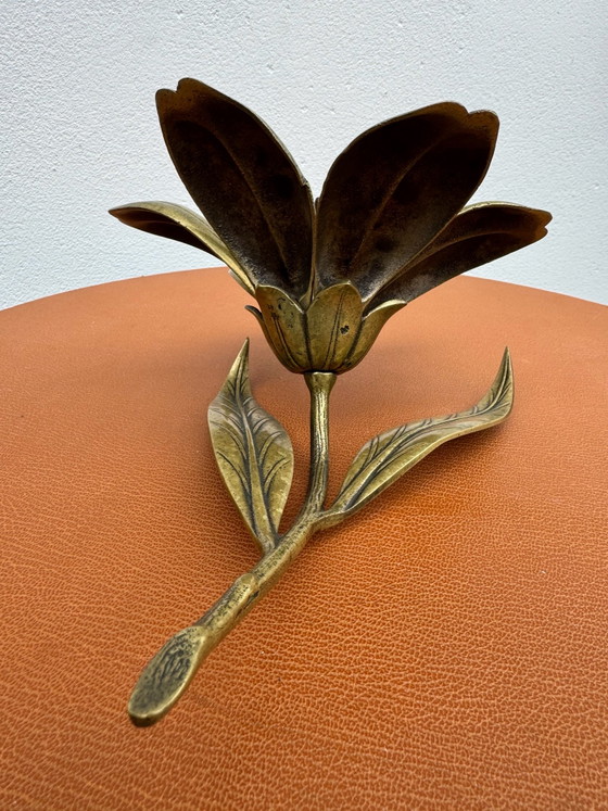 Posacenere a fiore in ottone massiccio anni '60, Oggetti decorativi, Dorato (foto 3 di 15)