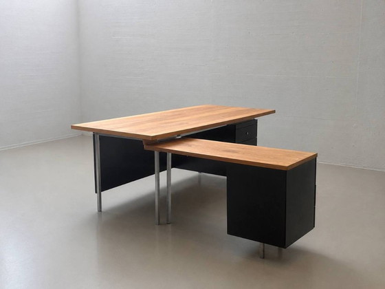 Large Knoll International Partners Desk, Swiss Production, 1960s – Wood, Vintage (photo 14 of 15)