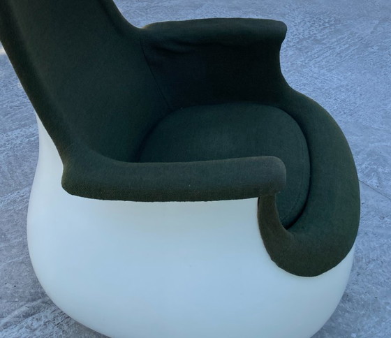 Image 1 of Silla giratoria MARC HELD con respaldo alto