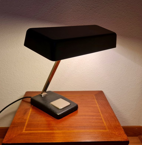 Image 1 of Lampe de table de notaire Egon Hillebrand Modèle 7383