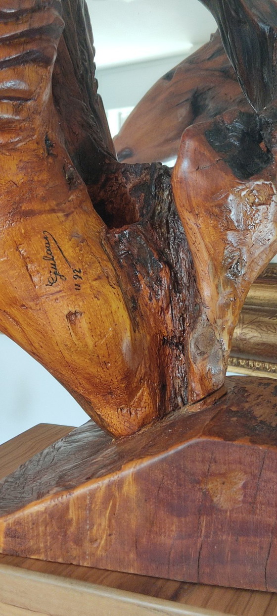 Image 1 of Moderne houtsnijkunst - Twee paardenhoofden - Gesigneerd Giuliani '92