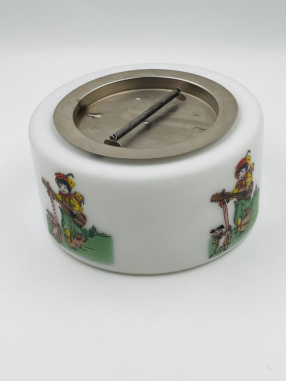 Image 1 of Opalin-Deckenleuchte Kinderdekor