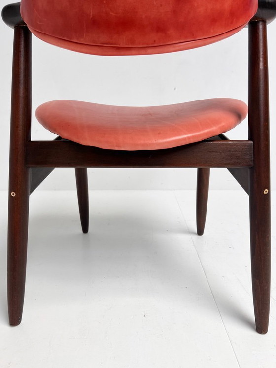 Image 1 of Roter Leder-Kuhhornstuhl für Renovierung, 1970er Jahre