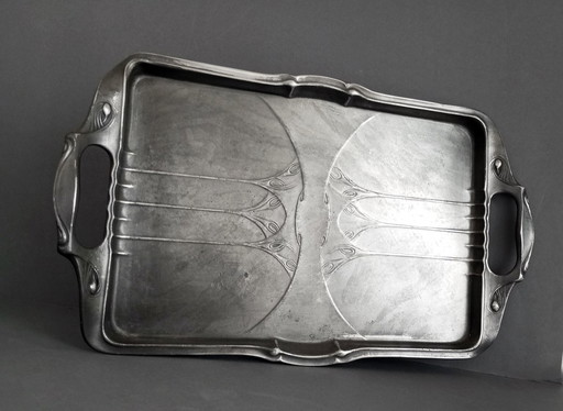 Kayserzinn Jugendstil/Art-Deco 'Model Nº4908' Tray Designed by Karl Berhof 1908