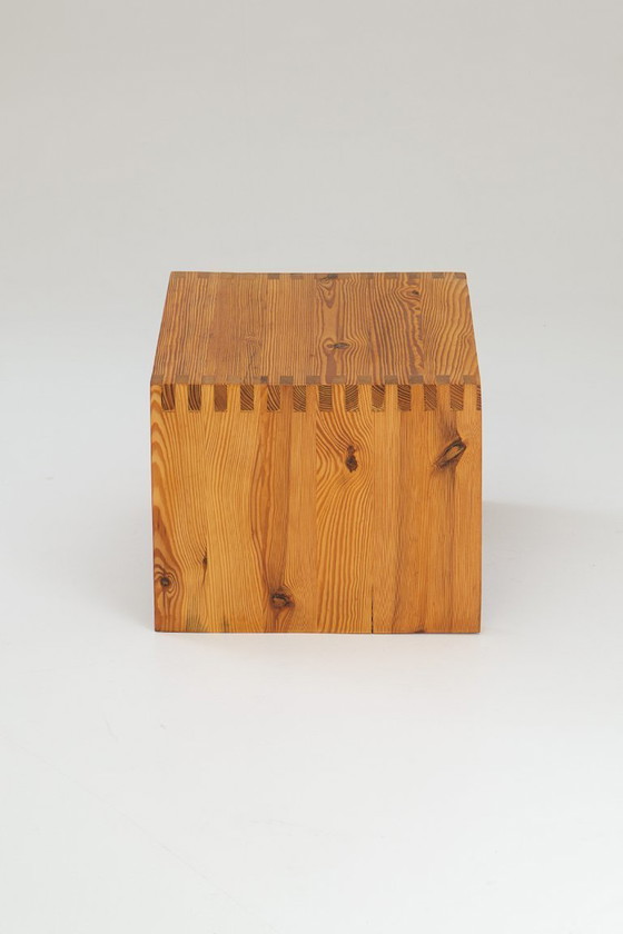 Image 1 of Side Table / Stool in Solid Pine