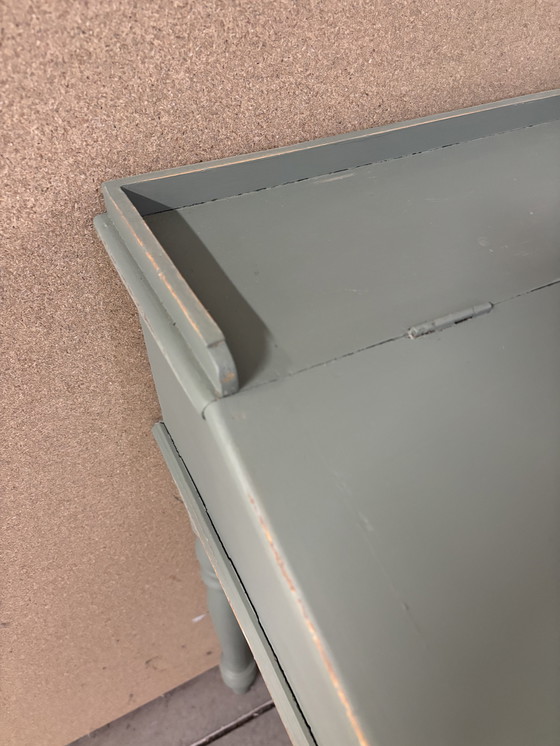 Image 1 of Brocante bureau / lessenaar / schrijftafel