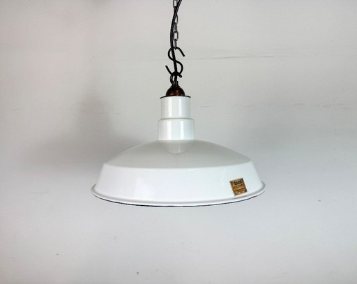 Lampada a sospensione industriale in smalto bianco di Quadrangle Mfg. Co., anni '60