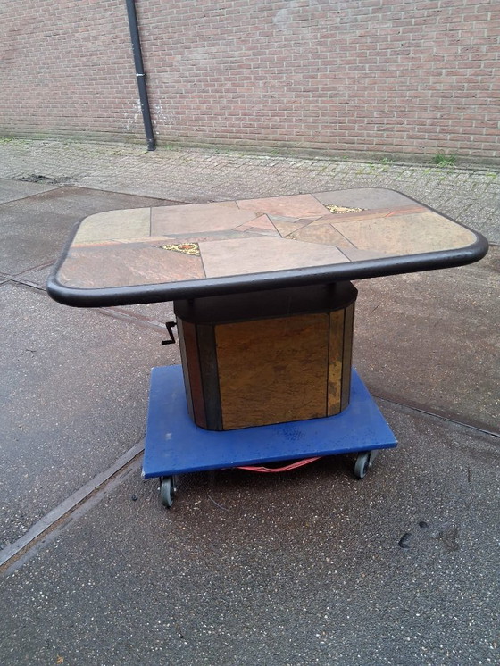 Image 1 of PAUL KINGMA, Brutalistische modulaire salontafel, steen & messing 1970s