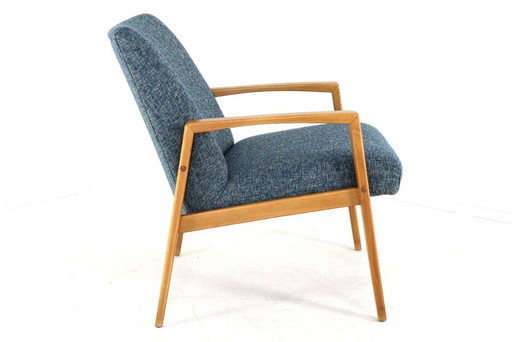 Sillón vintage 'Alerheim', recién tapizado.