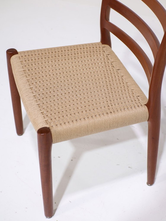 Image 1 of 6 chaises de salle à manger N.O. Møller modèle 85 en teck vintage