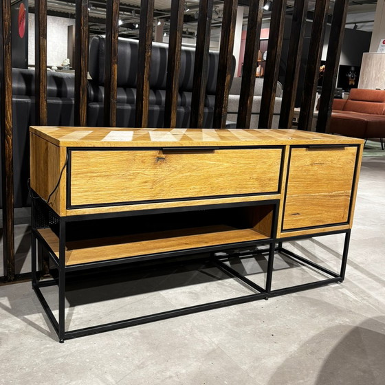 Image 1 of Credenza bassa Henders & Hazel City