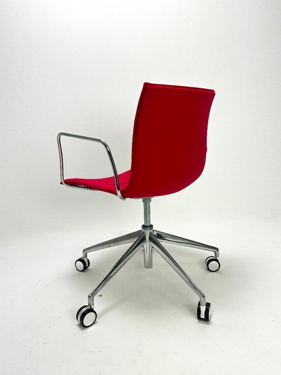 Image 1 of Silla de diseño Arper Catifa 46