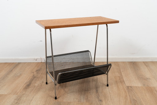 Porte-revues de Pilastro