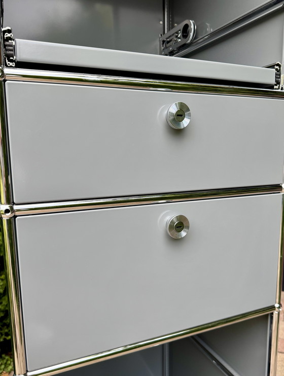 Originele USM Haller koffiebar/highboard (middengrijs) – High boards, Metal, Chrome (photo 9 of 9)