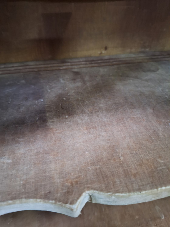 Image 1 of Vetrina in noce del XIX secolo