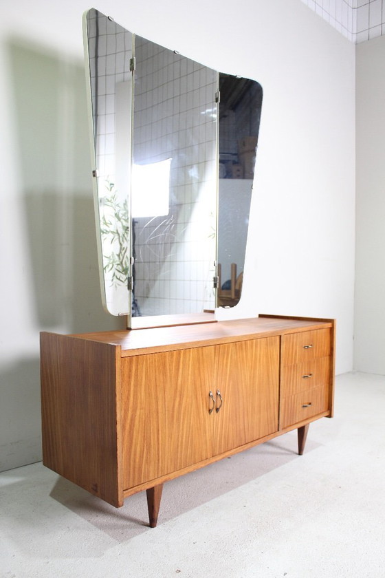Image 1 of Coiffeuse vintage avec miroir amovible