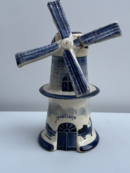 Delft Blue Windmill 8cm Wide 13cm High