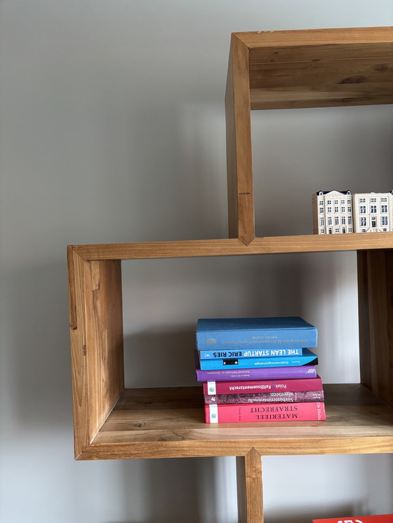 Image 1 of Gabinete de madera maciza