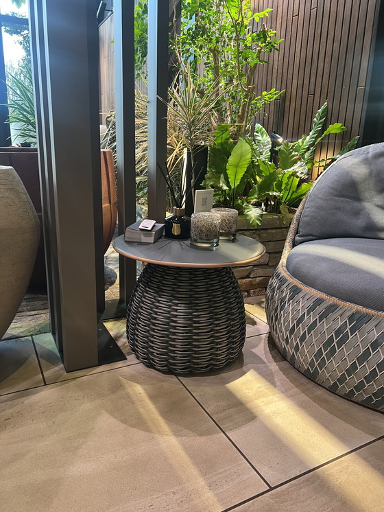 Image 1 of Dedon Sedia rotonda Dala e tavolino Porcini