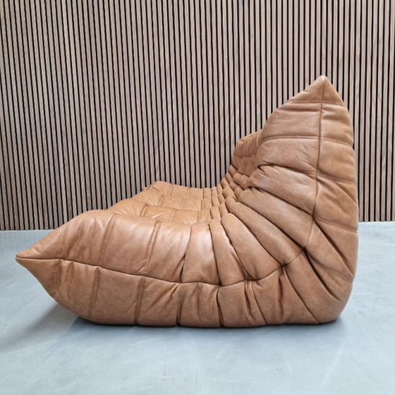 Image 1 of Ligne Roset Togo Dreisitzer