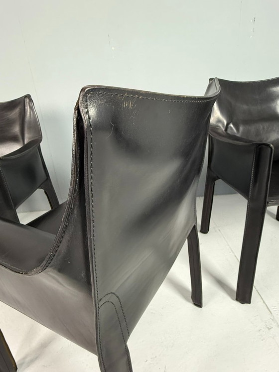 Image 1 of Set di sei sedie da pranzo Mario Bellini CAB 413, in pelle nera, 1977