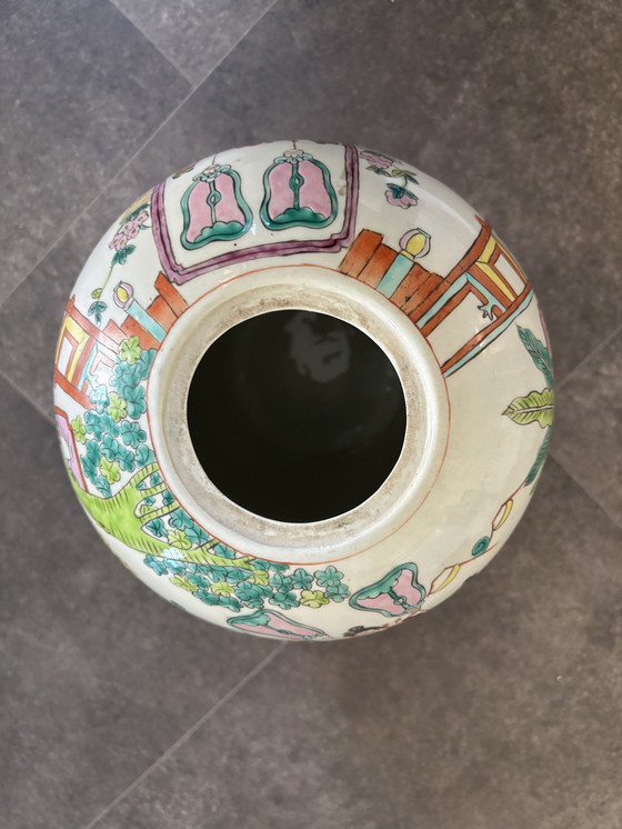 Image 1 of Chinese Family Rose vase