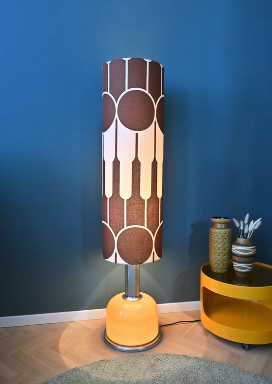 Image 1 of Beautiful Doria Retro Floor Lamp - Three light modes