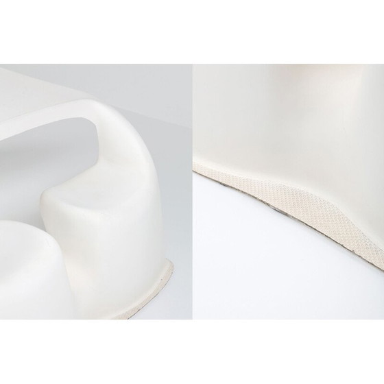 Image 1 of Vintage "Auberge" seating group in white fiberglass by Gunter Beltzig, 1971