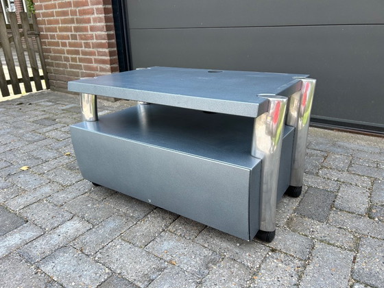 Image 1 of Leolux Verso Meuble TV bleu clair métallisé